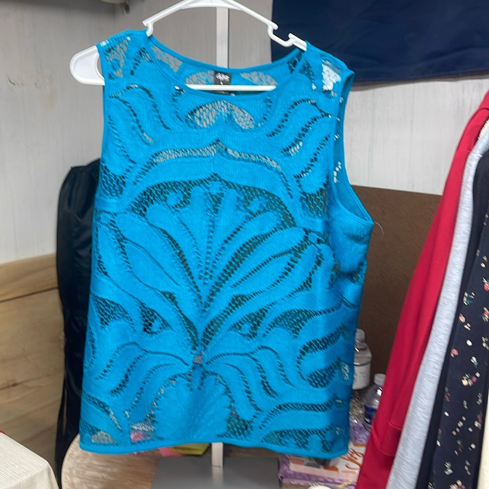 City Streets Tank